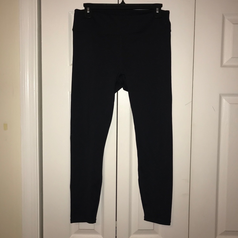 Fabletics Power Hold Mid-Rise Legging